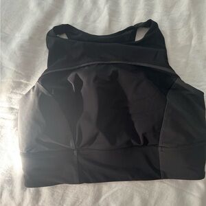 Lululemon sports bra size 10